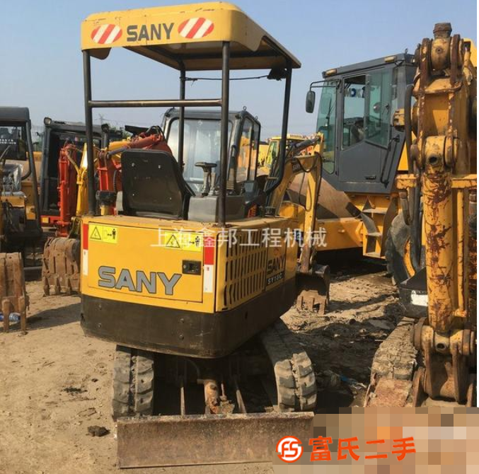 轉(zhuǎn)讓二手18挖溝機(jī) 玉柴20小挖機(jī)
