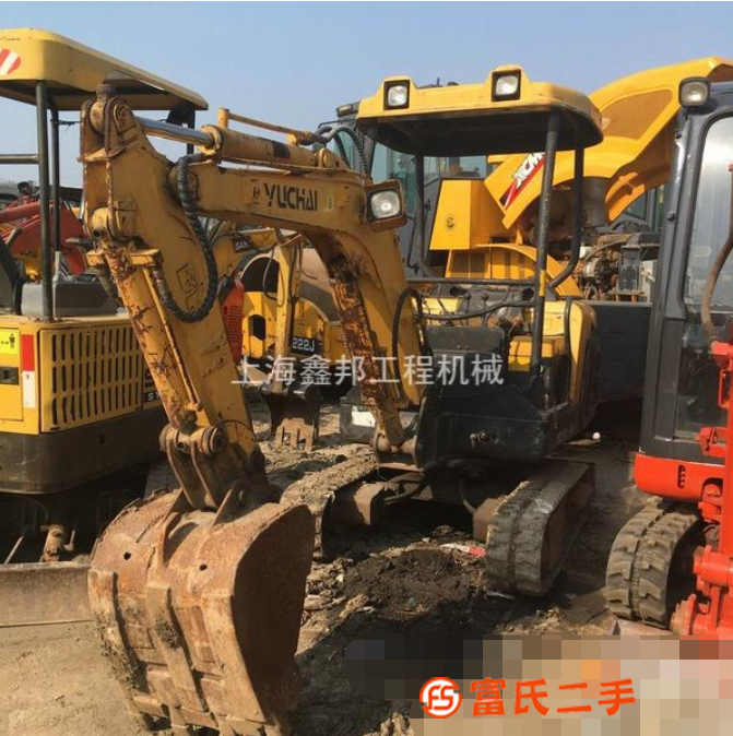 出售二手18挖溝機(jī) 玉柴20小挖機(jī)