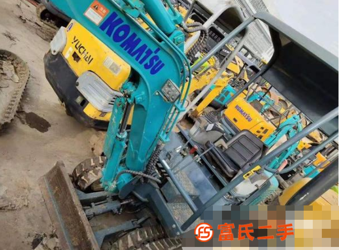 轉(zhuǎn)讓微型小型挖溝機(jī)八九成新,二手13 18 20挖掘機(jī)玉柴小