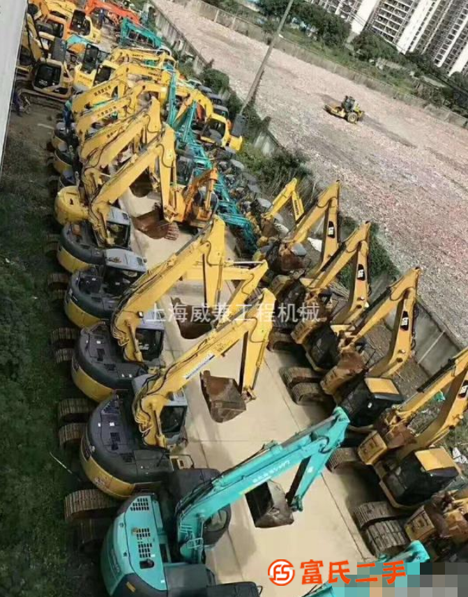 轉(zhuǎn)讓二手鉤機(jī) 挖機(jī) 挖掘機(jī) 挖溝機(jī) 挖土機(jī)