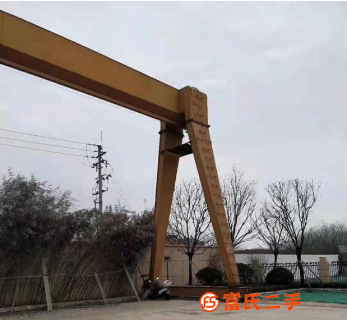 低價出售質量保證10噸16噸32噸龍門吊規格噸位齊全提梁機