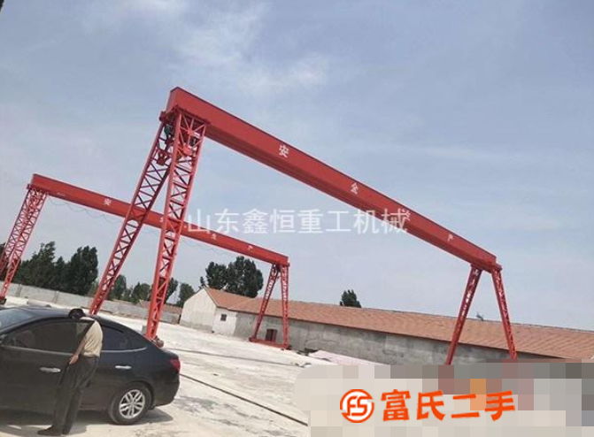 廠家回收處理二手箱體式龍門吊,門式起重機,噸數跨度齊全,歡迎