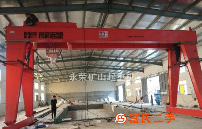 常年出售，回收二手行車，單雙梁龍門吊，液壓貨梯，