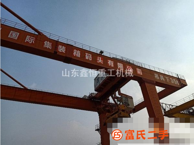 轉(zhuǎn)讓集裝箱龍門吊，跨度30米，外懸12.5米，5.5米