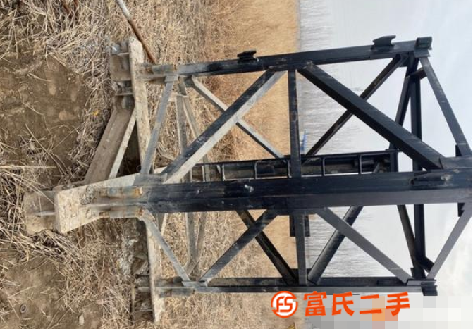轉讓亞泰塔吊一個