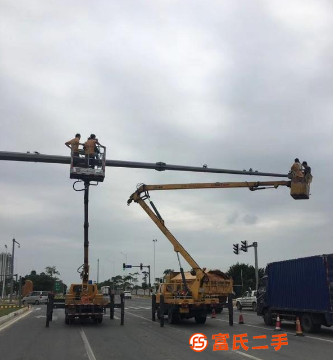 升降機,路燈車,吊籃車,登高車出售