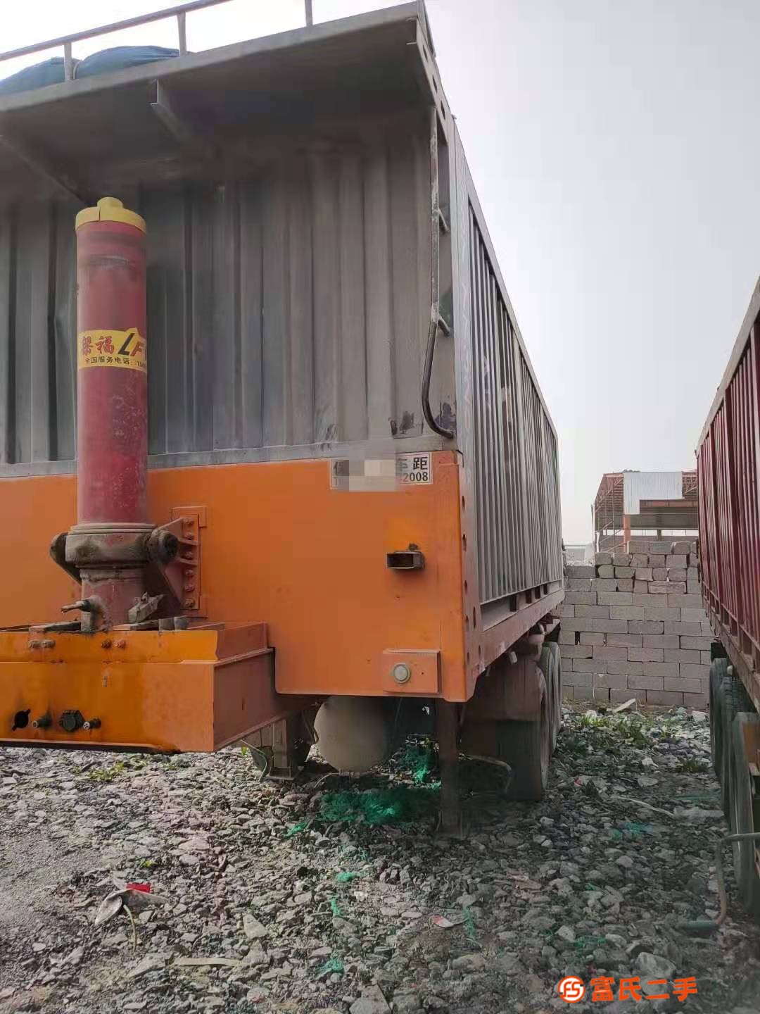 出售二手8米平板自卸后翻半掛車，精品車況，原車手續