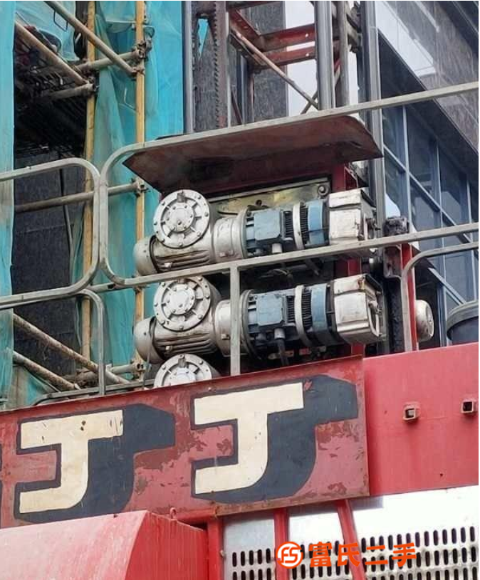 回收施工電梯，升降機