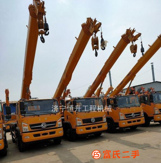 轉(zhuǎn)讓履帶吊。全液壓履帶吊