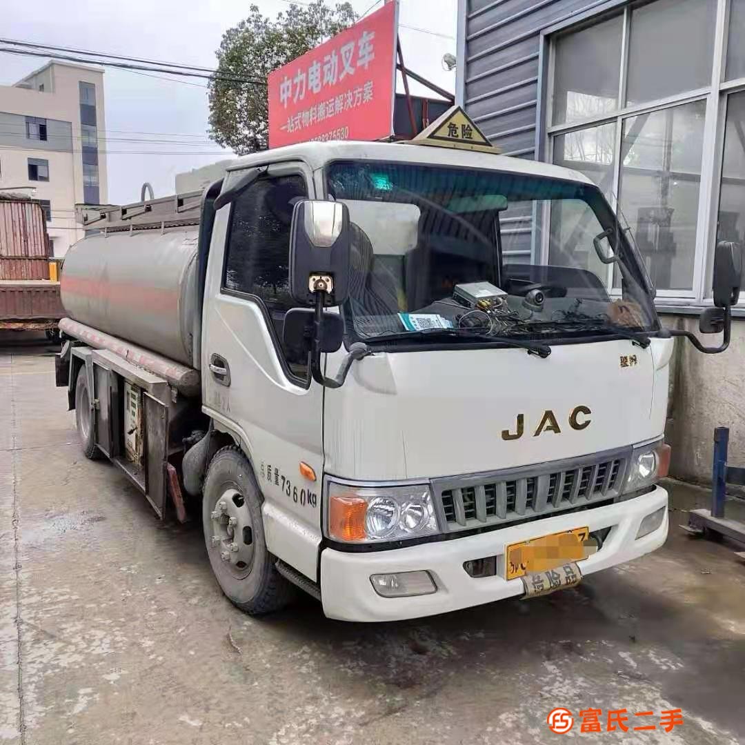 2016年精品江淮5噸加油車5萬轉讓