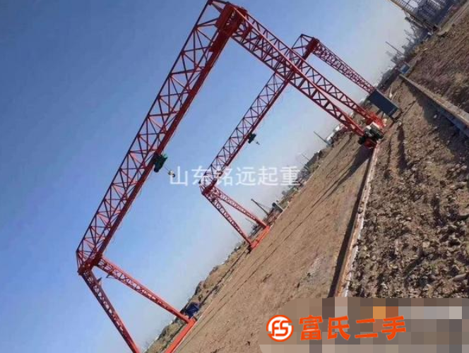 轉(zhuǎn)讓花架門吊10噸跨度25米,腿長10.5米,400大驅(qū)動(dòng)