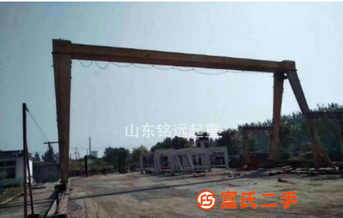 出售各種型號起重配件卷揚機,,鏈條,抓斗,電磁吸盤,電動葫蘆