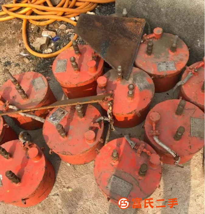 轉(zhuǎn)讓32公分小吸盤多臺(tái),價(jià)格便宜,