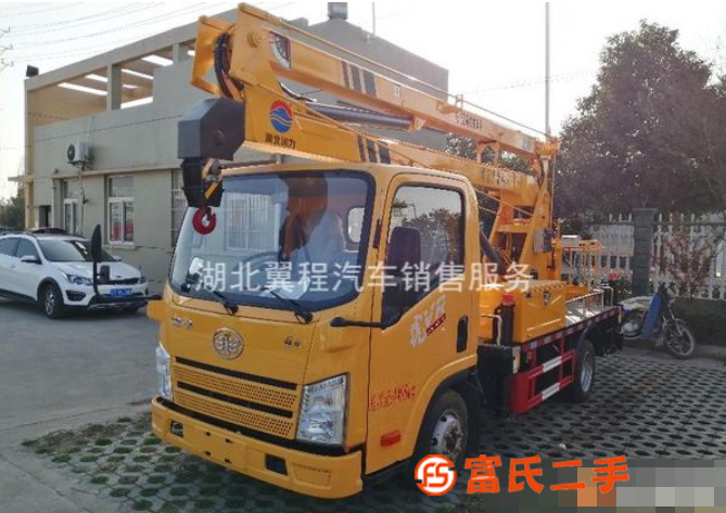 東風折臂16米18米20米21米折臂高空作業(yè)車總代直銷
