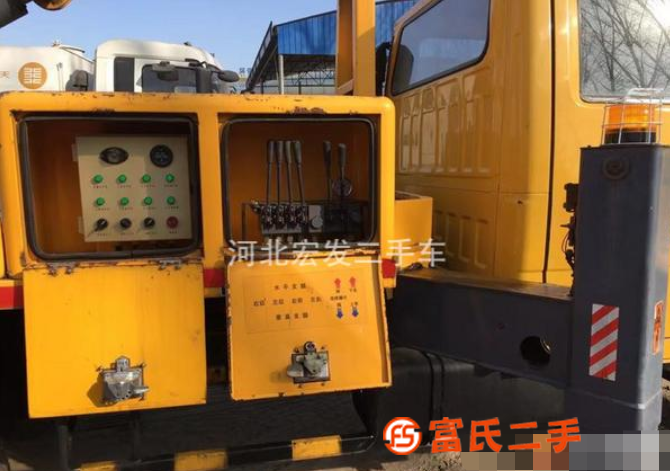 低價轉讓13年五十鈴高空作業車
