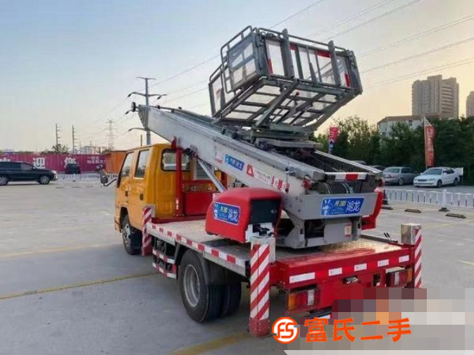 轉(zhuǎn)讓云梯車，高空作業(yè)車，高空上料車
