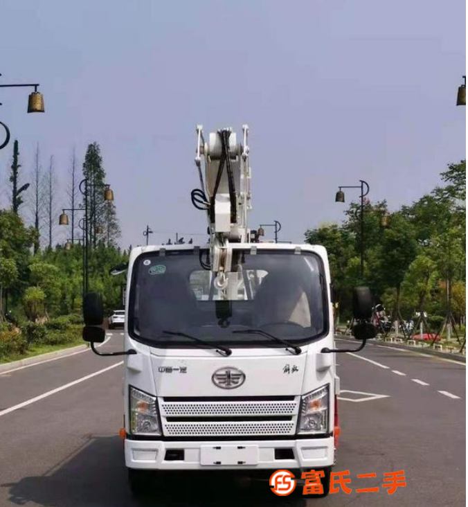 轉讓解放V虎13.5米藍牌高空作業車