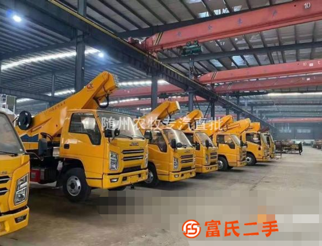 高空作業車廠家直銷 各種12-32米 藍牌國六 可分期付款
