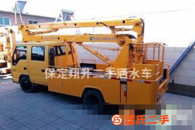 低價(jià)出售各種二手高空作業(yè)車