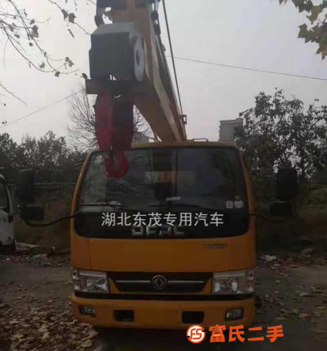 轉(zhuǎn)讓低價(jià)處理12米高空作業(yè)車急急急