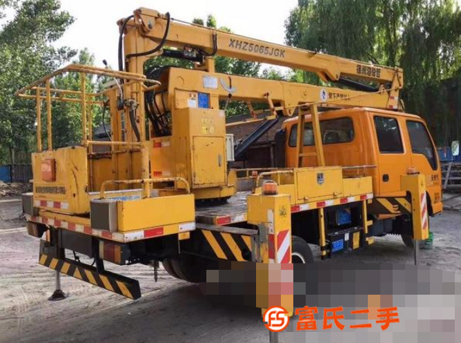 出售出售12年五十鈴14米高空作業(yè)車,7500公里,功能齊