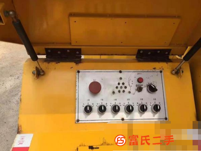 出售單位退役16米高空車,12年車,3500公里