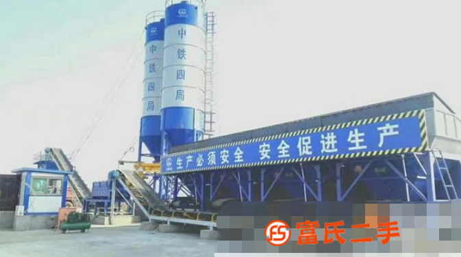 吉林出售兩套18年800噸5斗雙倉2次攪拌，10天后開拆