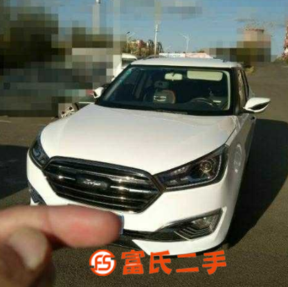 眾泰T300 2017款 1.5T 手動 豪華型雙色