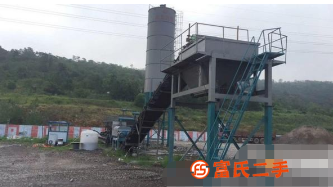 出售二手600型穩定土拌合站，攪拌站水泥倉已經買廢鐵