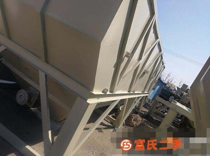 出售二手600型穩(wěn)定土拌合站不含水泥倉(cāng)包運(yùn)轉(zhuǎn)