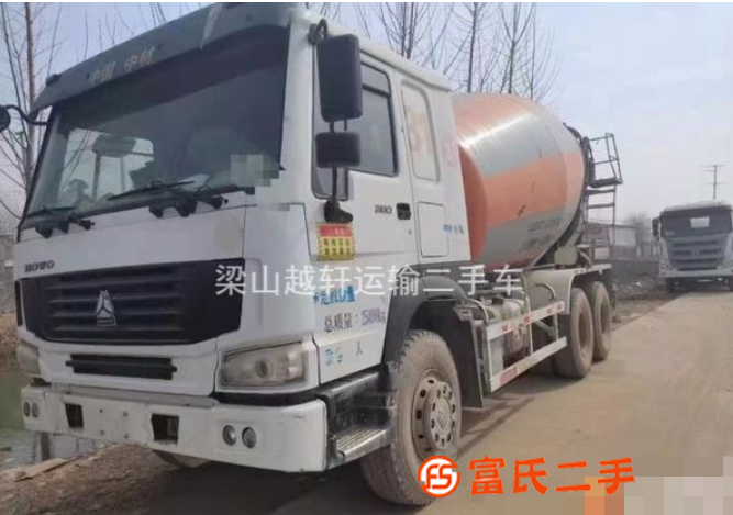 大量出售豪沃大十二方攪拌車,有戶無戶都有,12年至14年的都