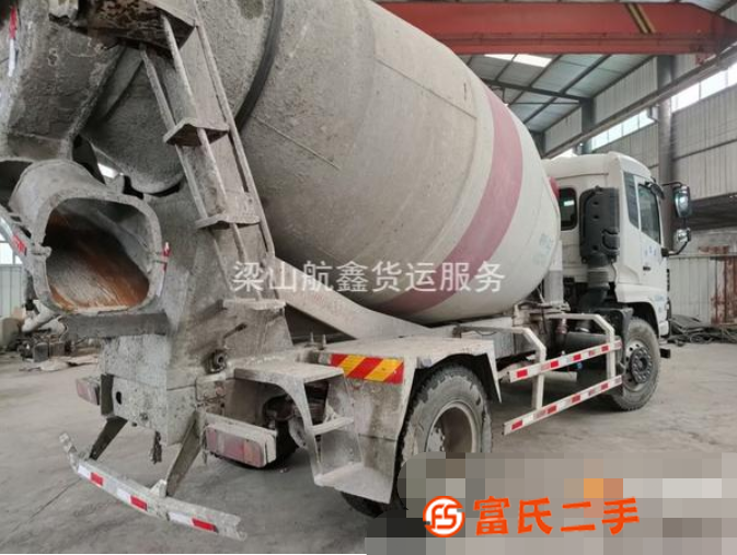 低價出售6－8方罐車