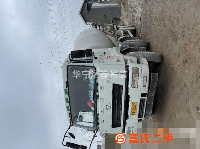 轉讓華凌混凝土攪拌車2018年9月國五電噴發動機原車漆手續