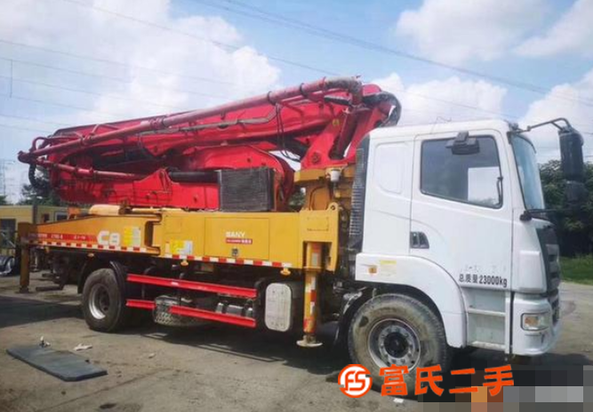 轉(zhuǎn)讓19年國五三一37米準(zhǔn)新泵車 2萬方 行駛1.3萬公里