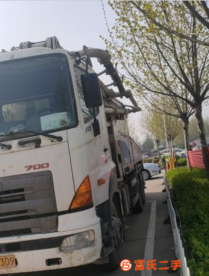出售11年底日野中聯38米泵車