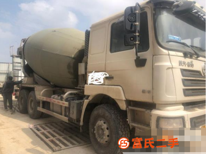 求購三一，豪沃，德龍攪拌車，工程車泵車，成批，多臺，單臺，都