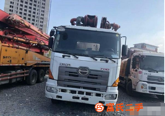 出售三一14年上牌C8日力仕機械:出售野三橋49米泵車