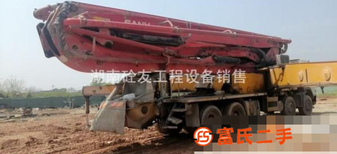 出售4臺12.13年三一56米泵車