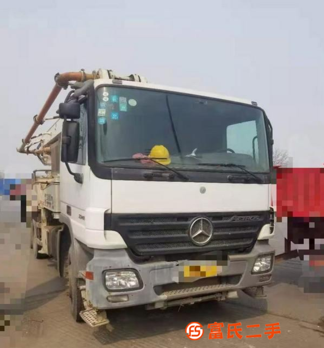 常年回收04年左右的奔馳，沃爾沃，五十鈴地盤的泵車，不限米數