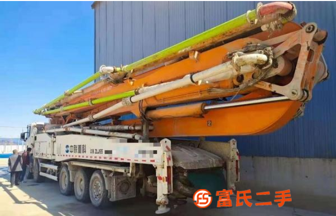 出售13年中聯(lián)斯坦尼亞63米泵車手續(xù)齊全