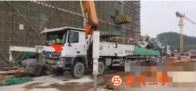 出售15年國四奔馳56米,稀缺資源,工地干活的車。可貸款