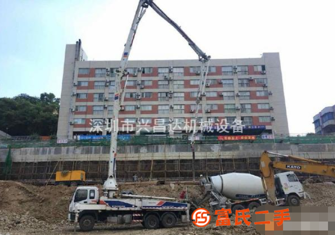 自用轉讓2013年五節臂38米中聯重科泵車,五十鈴底盤