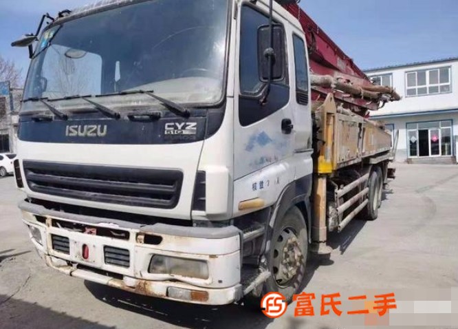 出售一臺10年三一五十鈴37米泵車,大排量,