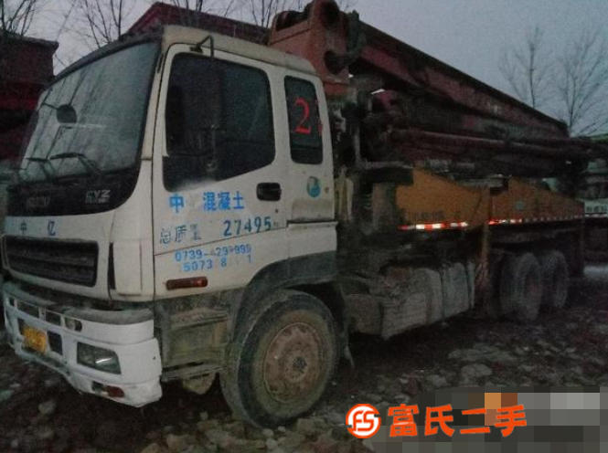 09年三一五十鈴37米擺腿泵車出售