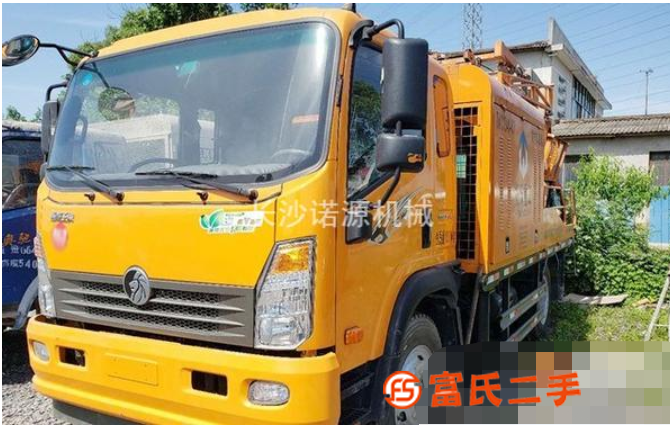 轉(zhuǎn)讓急急19年T8二手?jǐn)嚢柢囕d泵一體玉柴120KW+45KW