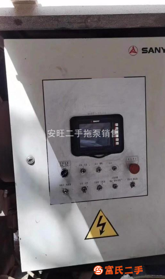 轉讓工地完工,低價處理12年三一60輸送泵