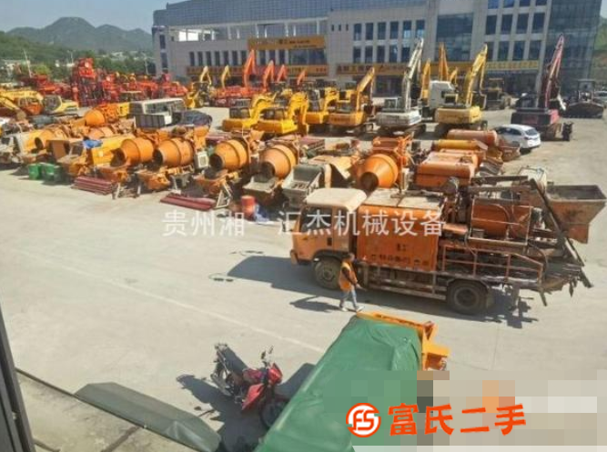 全國(guó)長(zhǎng)期高價(jià)收購(gòu)各型號(hào)混凝土輸送泵拖泵