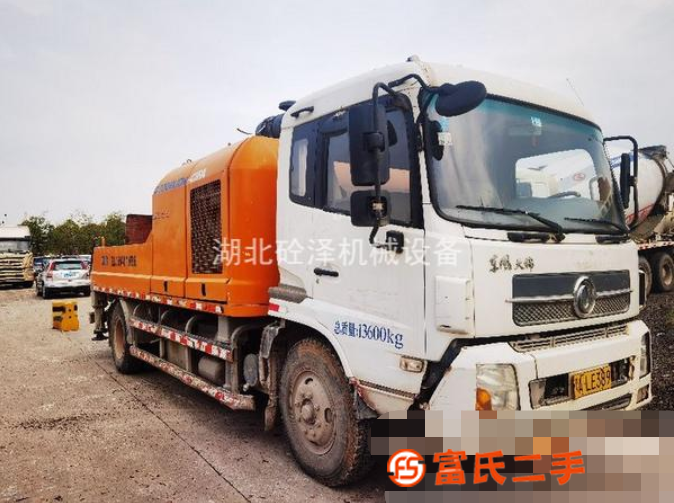 出售2015年中聯重科10022車載泵