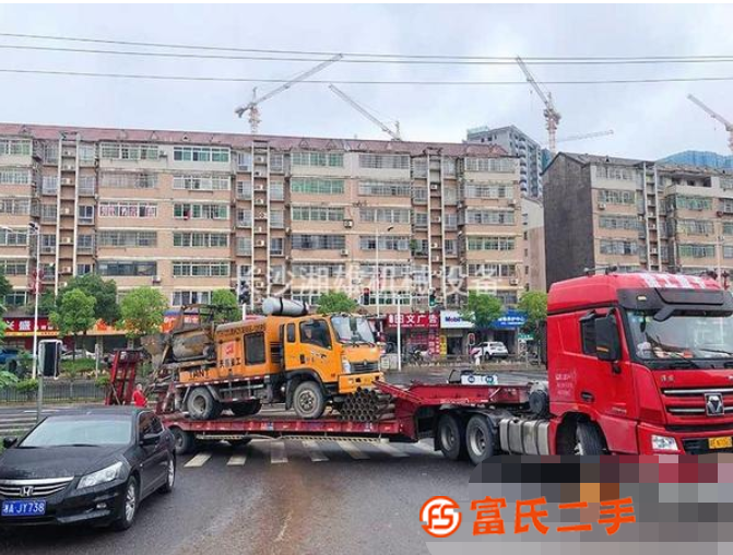個(gè)人急轉(zhuǎn)讓二手民和攪拌車泵車