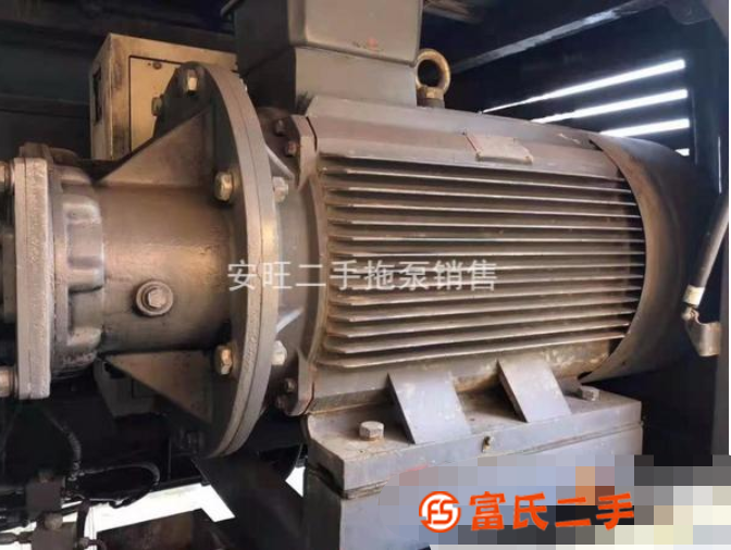 出售一臺三一80C1818電拖泵160kw